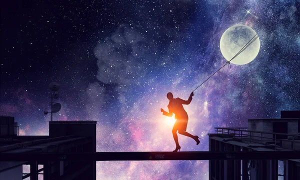 Kvinna fånga månen. Mixed media — Stockfoto