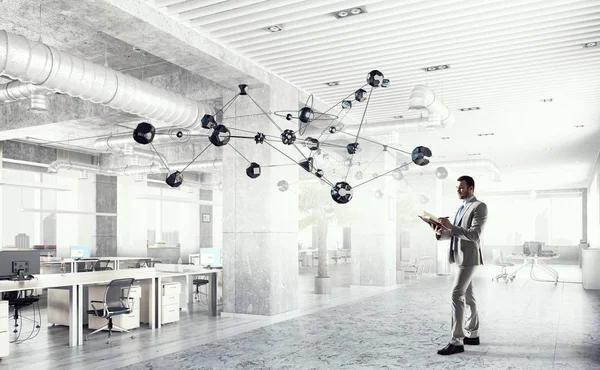 Ağ ve sosyal bağlantı. Karışık teknik