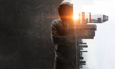 Adam hoody. Karışık teknik