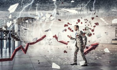 Onun enerji ve güç sonsuzdur. Karışık teknik