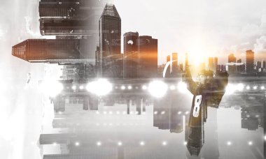 Hokey oyuncu kutluyor zafer. Karışık teknik