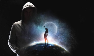 Adam hoody. Karışık teknik