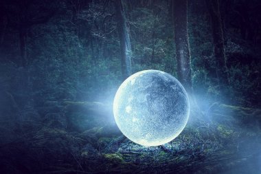 Dolunay var. Karışık teknik