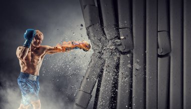 Bu meydan kadar güçlü. Karışık teknik