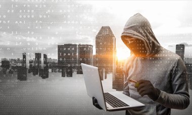 Bilgi hacker adam çaldı