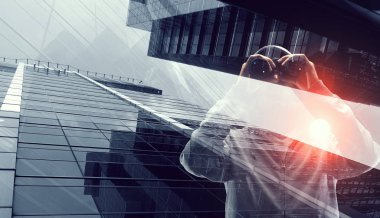 Adam hoody. Karışık teknik