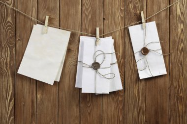 Zarf ip tutturulmuş