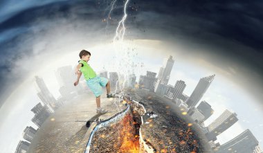 Çocuğunuzun dolaşan izin vermeyin. Karışık teknik