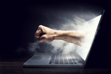 Internet güvenlik anlayışı. Karışık teknik