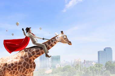 Kız eyer zürafa. Karışık teknik