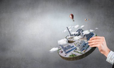 Onun yeni geliştirme projesi. Karışık teknik