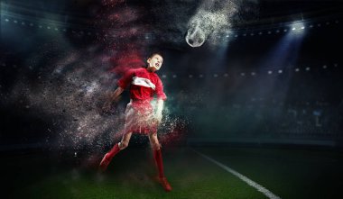 O bir şampiyon olmaya devam etmektedir. Karışık teknik