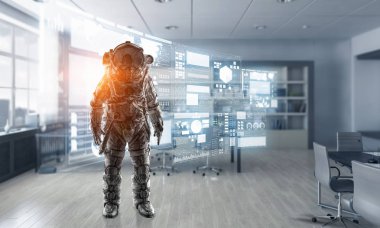 Uzay giysisi tasarım. Karışık teknik