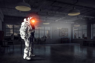 Uzay giysisi tasarım. Karışık teknik