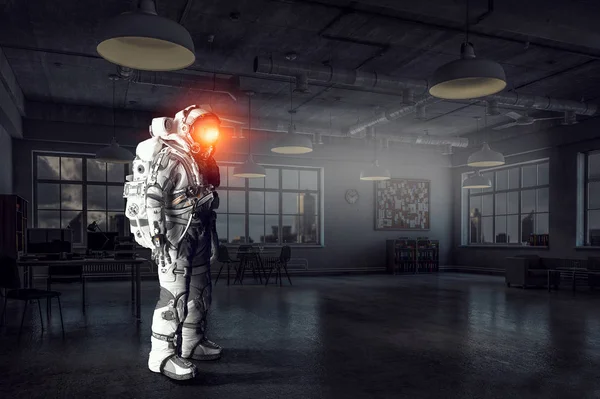 Uzay giysisi tasarım. Karışık teknik