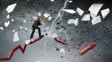 Siyah şemsiye ile iş adamı. Karışık teknik