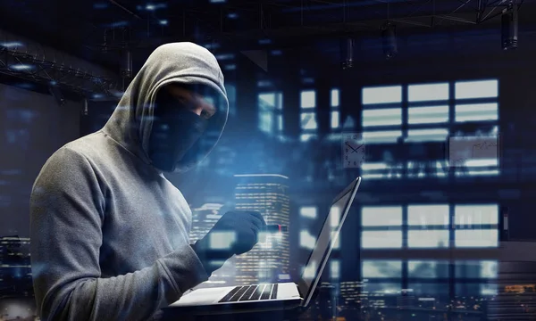 Bilgisayar gizlilik saldırı. Karışık teknik