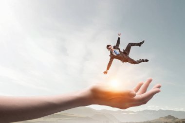 El yardım ve koruma. Karışık teknik