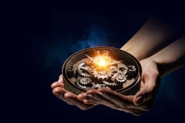 Saat içinde palmiye. Karışık teknik