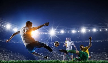 Futbol en iyi anlar. Karma ortam. Karışık teknik