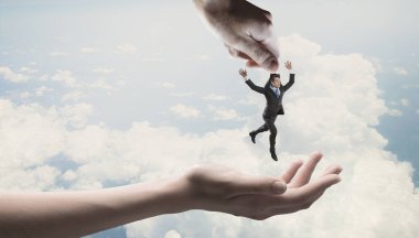 El yardım ve koruma. Karma ortam. Karışık teknik