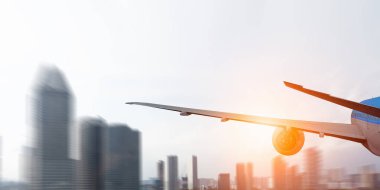 Uçak gökyüzünde. Karışık teknik