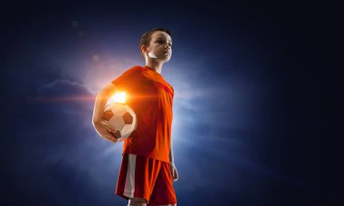 Küçük futbol şampiyonu. Karışık ortam