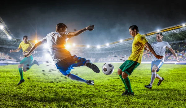 Futbol en iyi anlar. Karışık teknik