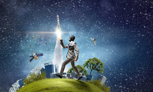 Komik havacı çalıştıran. Karma ortam. Karışık teknik