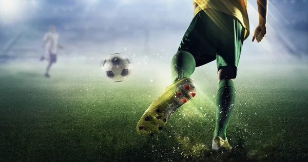 Futbol gol anı. Karışık teknik