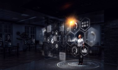 İşkadını ofisinde. Karma ortam. Karışık teknik