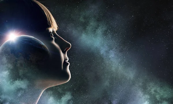 Bu büyük dünya keşfetmek. Karışık teknik