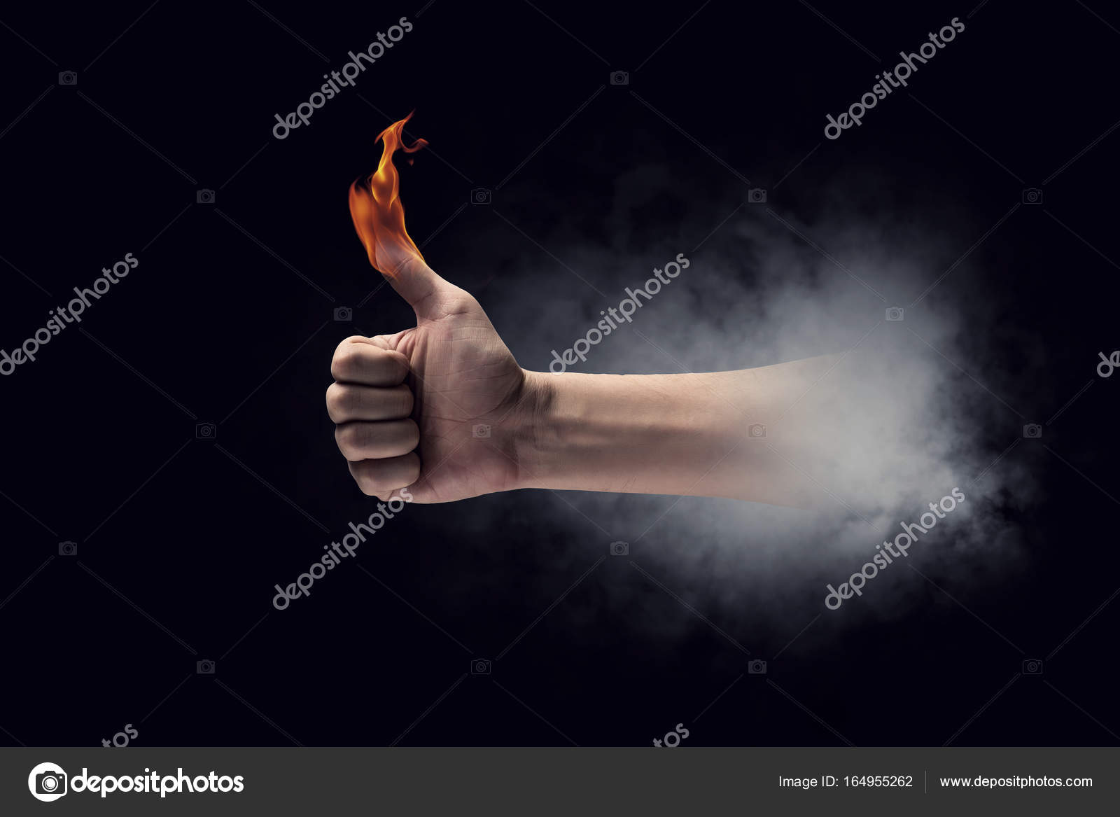 Горит запястье. Горит запястье. Огонь в руке. Огонь на ладони. Горит запястье.