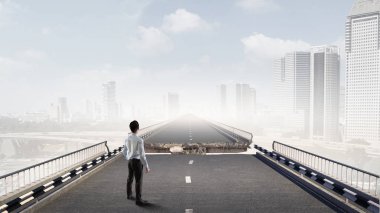 Her şeyin üstesinden gelmek için belirlenir. Karışık teknik