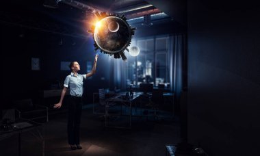 Bütün dünya temas. Karışık teknik