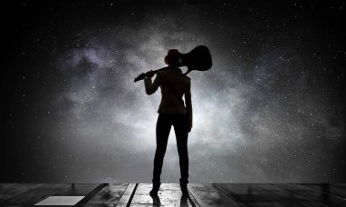 Rock gitar kızla. Karışık teknik