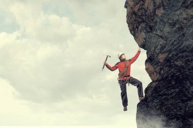 Aşırı Tırmanma onun adrenalindir. Karışık teknik