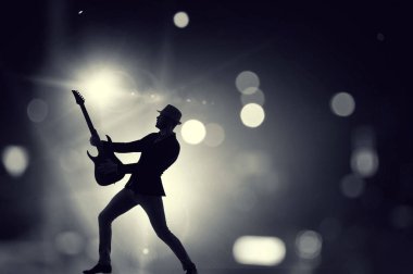 Gitar rock adam. Karışık teknik