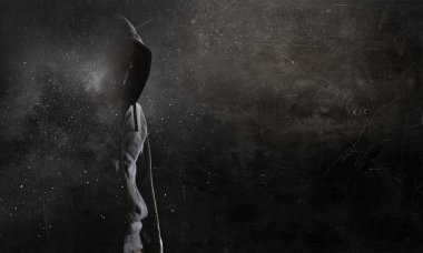 Adam hoody. Karışık teknik