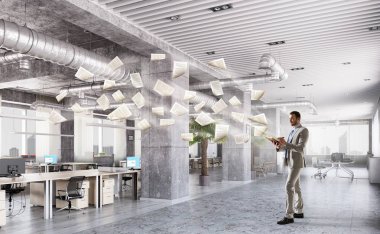 Zarif eller günlüğüne adamla