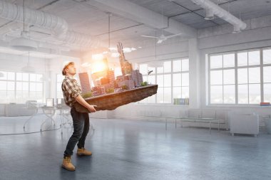 Mimar sunmak onun projesi