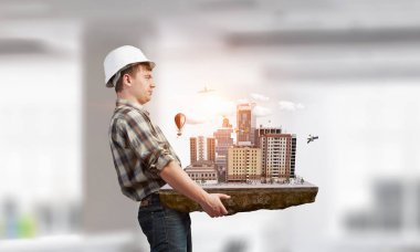 Mimar sunmak onun projesi