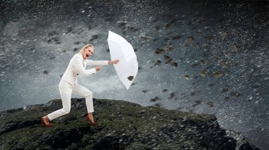 Bu meydan kadar güçlü. Karışık teknik