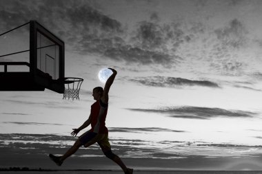 Oyun zamanı geldi. Karışık teknik