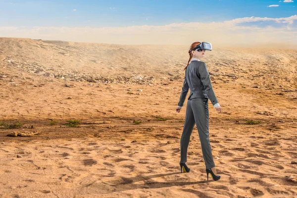 Sanal gerçeklik hissediyorum. Karışık teknik