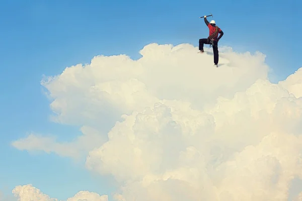 La escalada extrema es su adrenalina. Medios mixtos — Foto de Stock