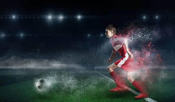 O bir şampiyon olmaya devam etmektedir. Karışık teknik