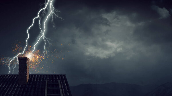 Драматический фон погоды. Смешанные медиа
