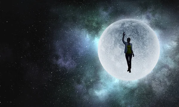 Kadın ve dolunay. Karışık teknik