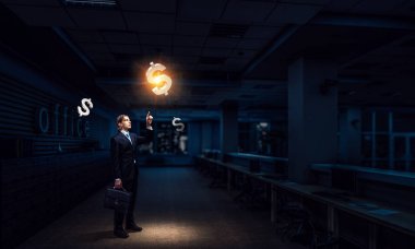 Finansal başarı kavramı. Karışık teknik